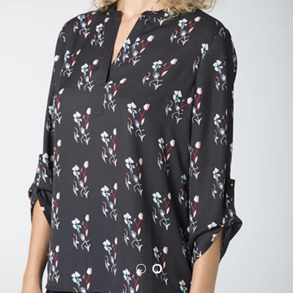 Floral‎ Black Blouse